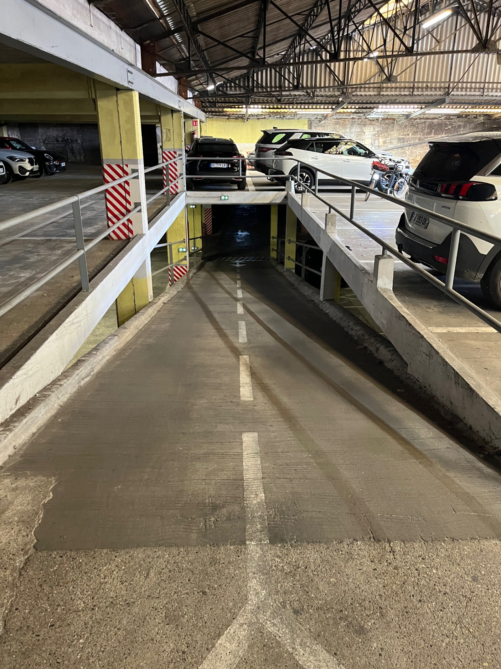 Image_, Parking, Bordeaux, ref :A685