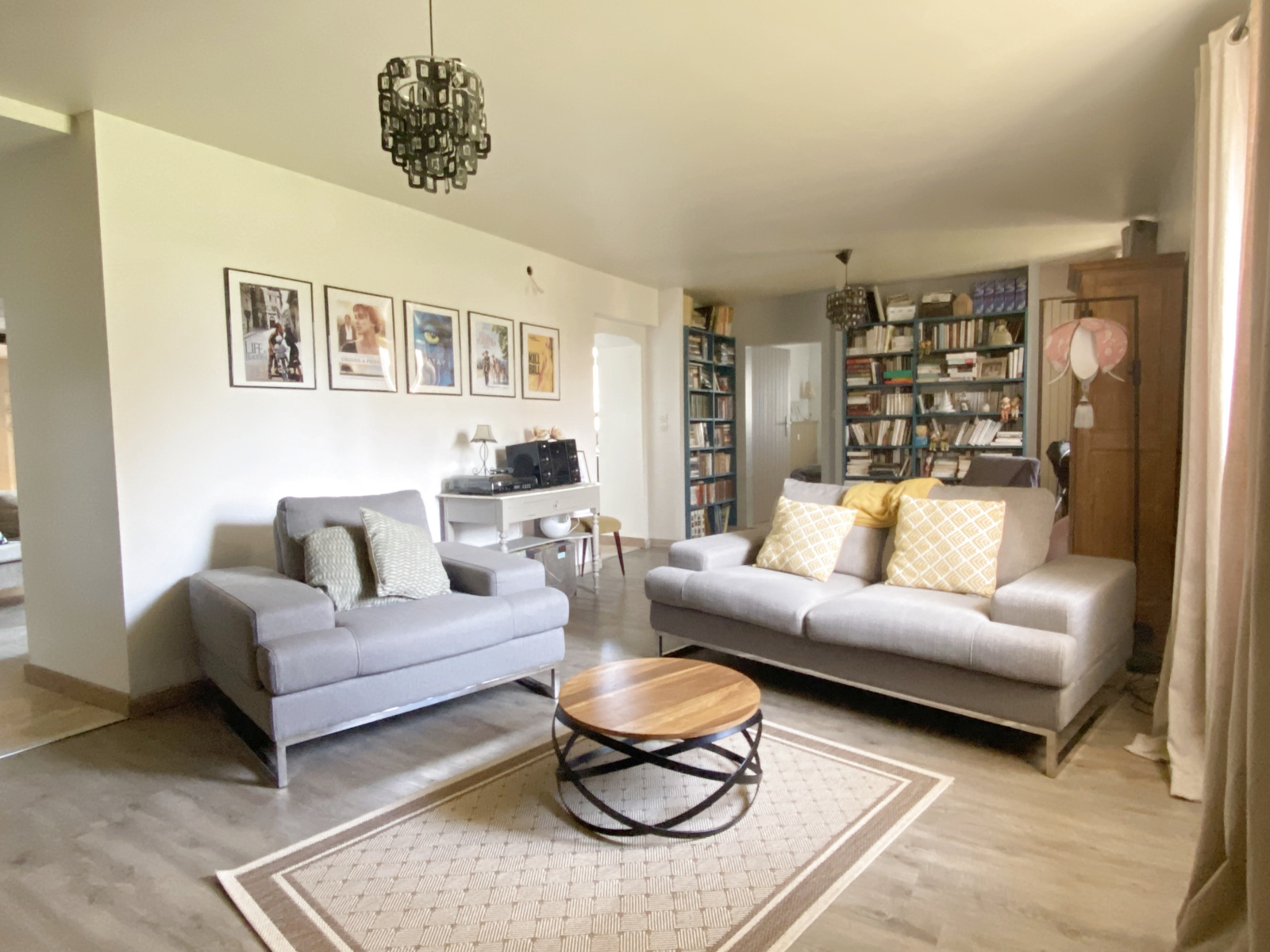 Image_, Propriete, Bazas, ref :B438