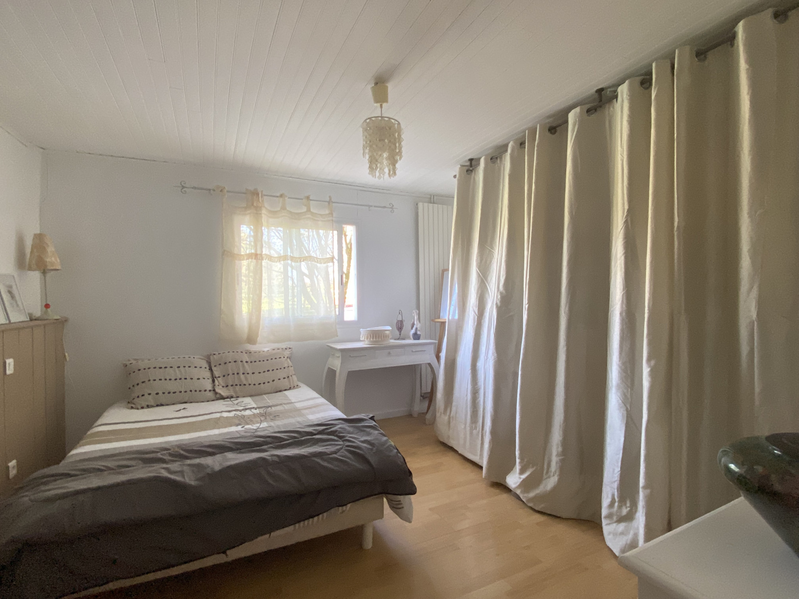 Image_, Propriete, Bazas, ref :B438