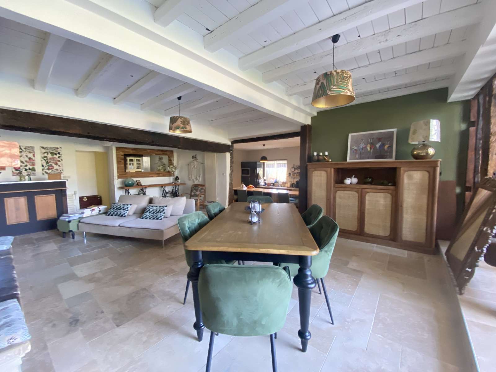 Image_, Propriete, Bazas, ref :B438