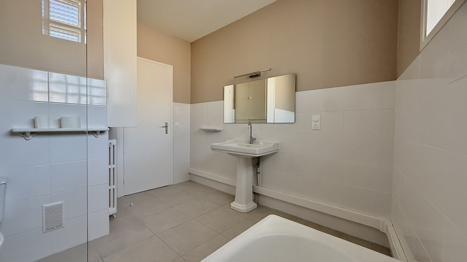 Image_, Appartement, Bordeaux, ref :FJVAP430017994