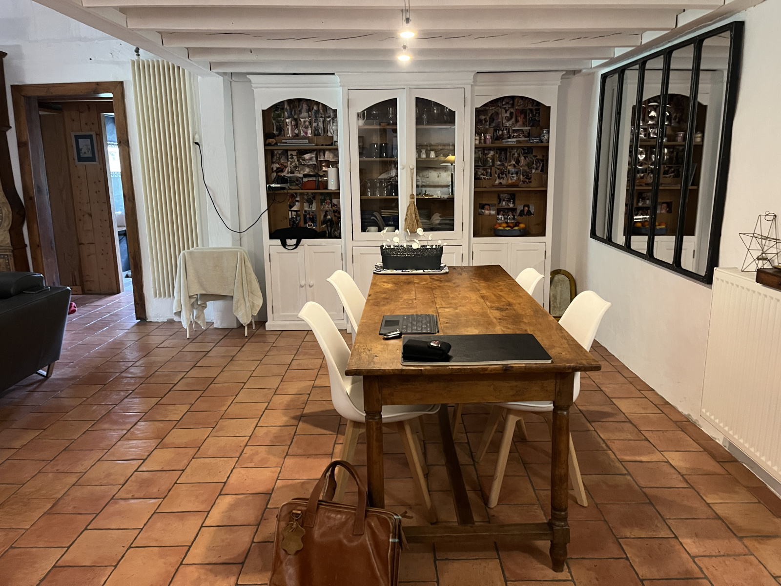 Image_, Propriete, Bazas, ref :B411