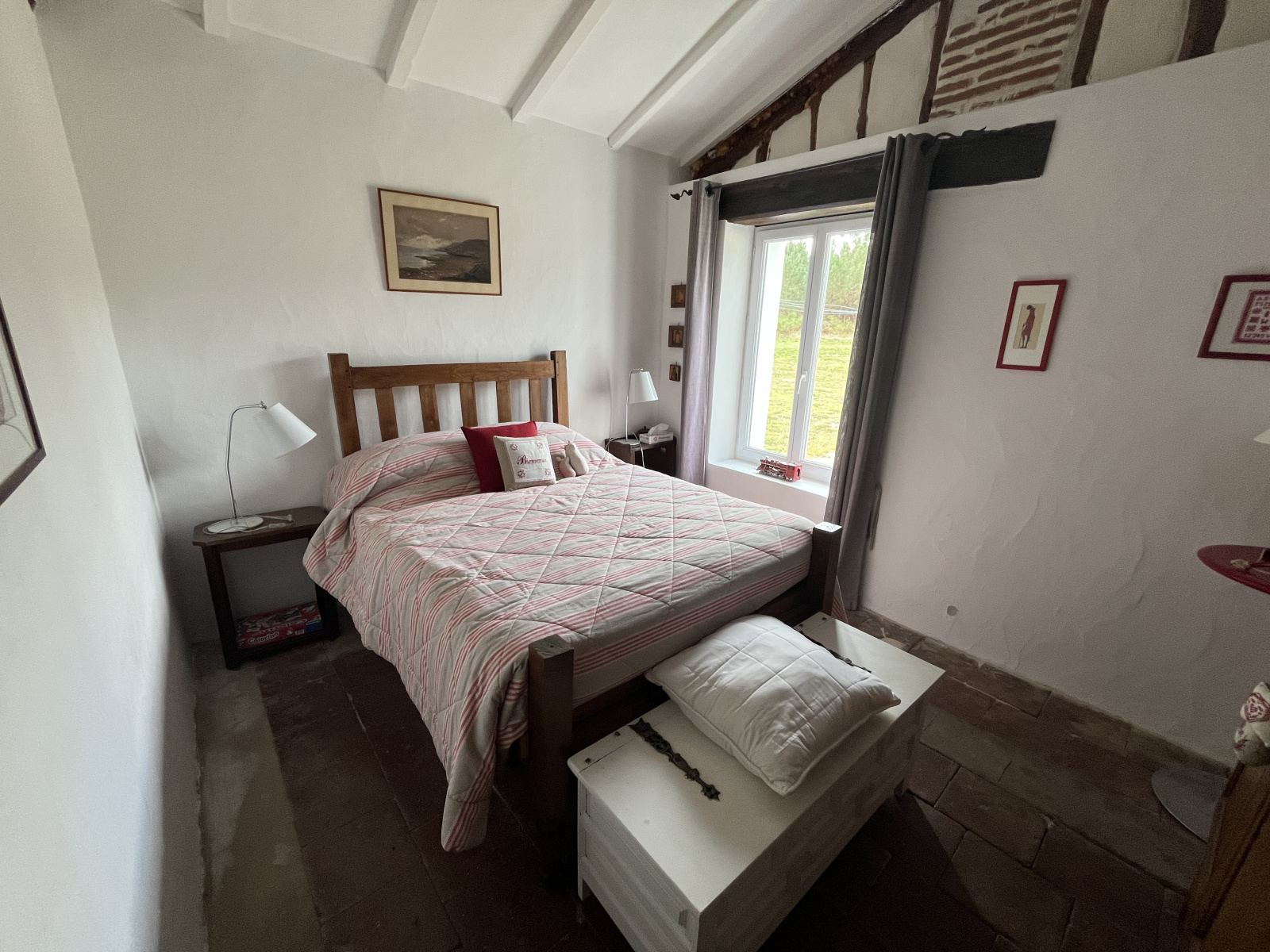 Image_, Propriete, Bazas, ref :B411