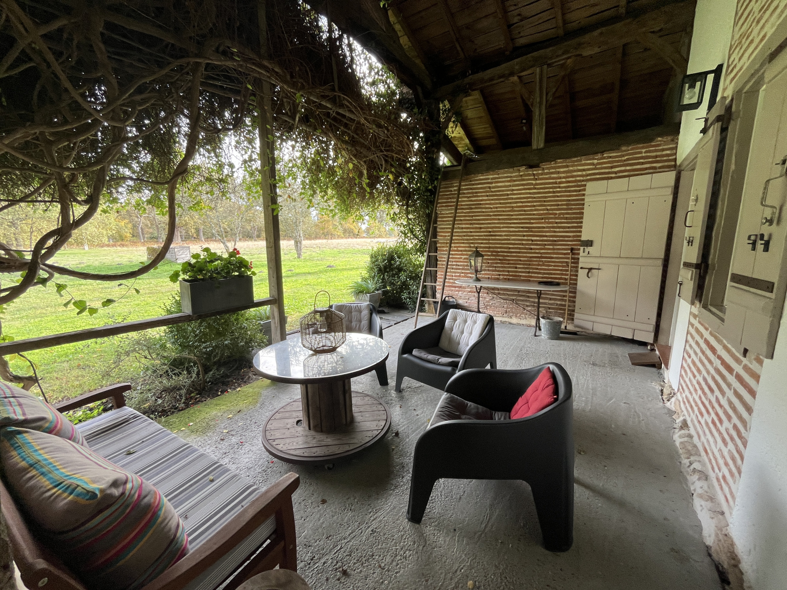 Image_, Propriete, Bazas, ref :B411